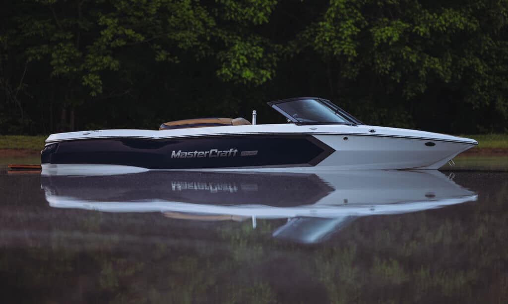 MC Prostar Direct Drive on water