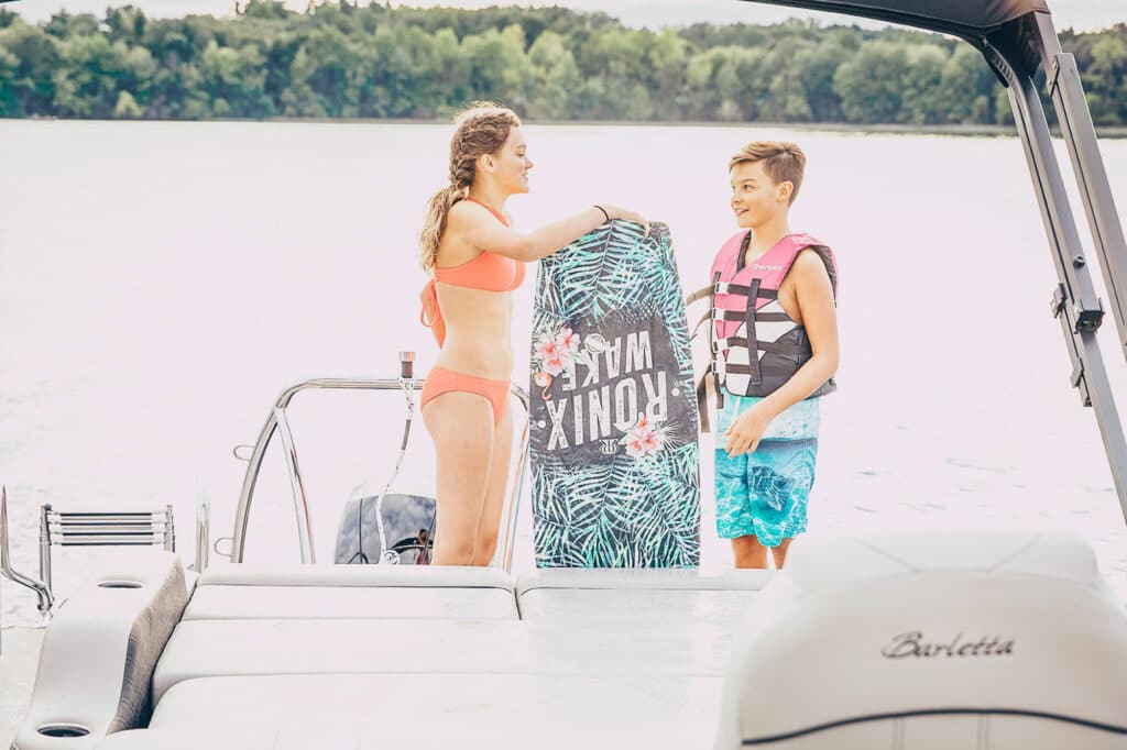 Top 5 Reasons Pontoon Boats are Becoming More Popular - Action Water Sports