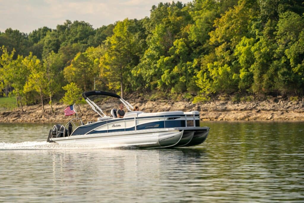 2023 Barletta Corsa on Water