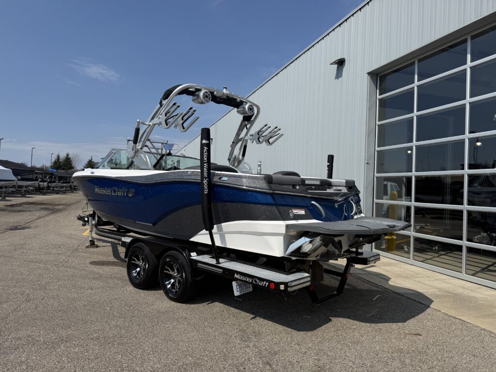 2017 Mastercraft XT23