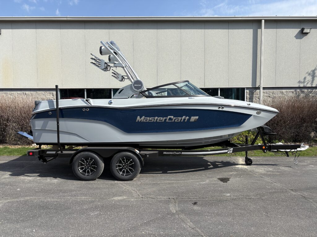2026 MasterCraft XT20