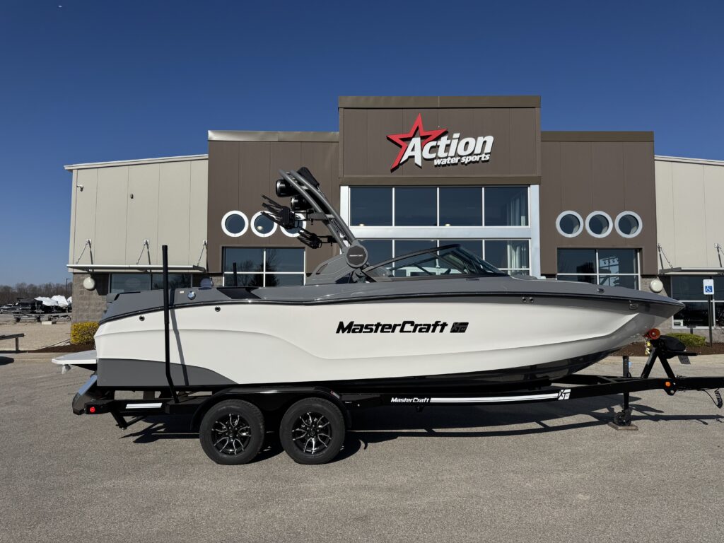2026 MasterCraft XT23