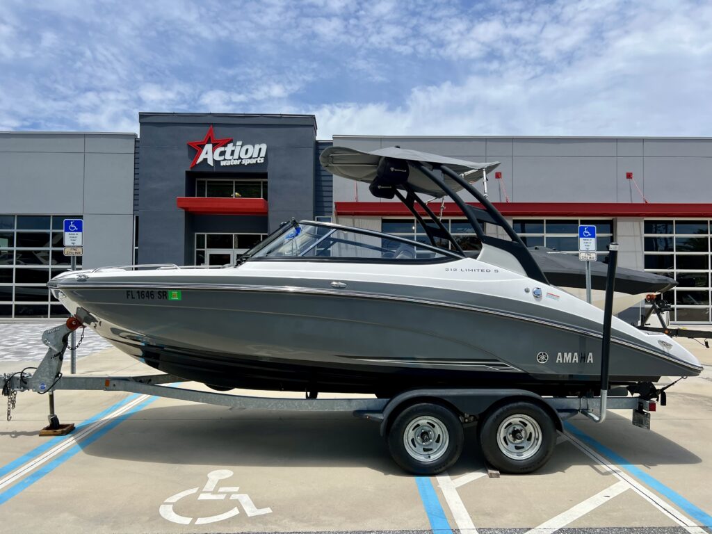 2019 Yamaha 212 LIMITED