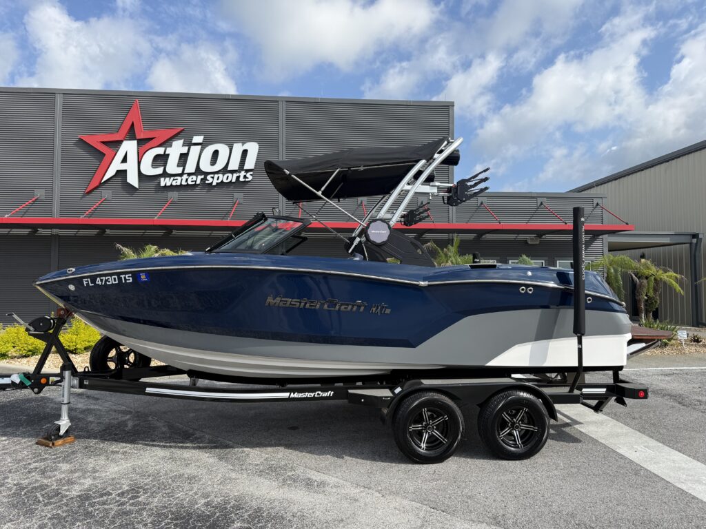 2023 MasterCraft NXT21