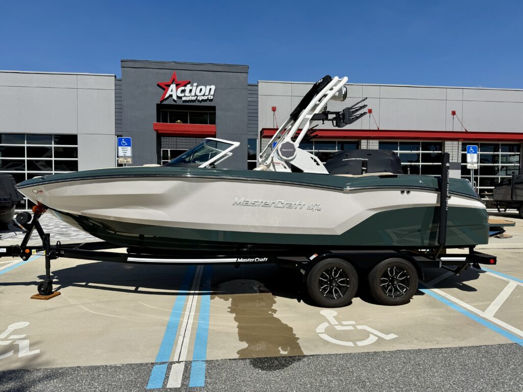 2027 MasterCraft NXT23
