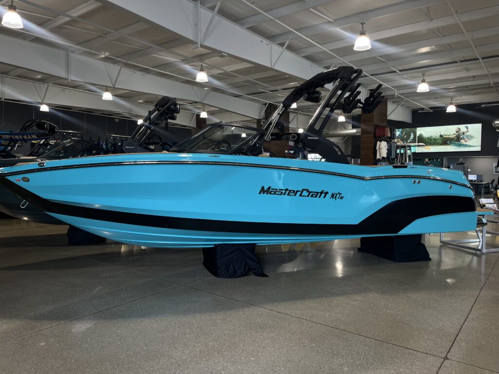 2027 MasterCraft NXT23