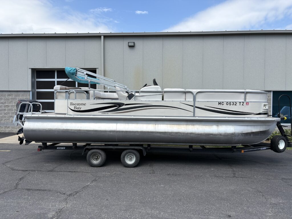 2010 Misty Harbor 2285CS