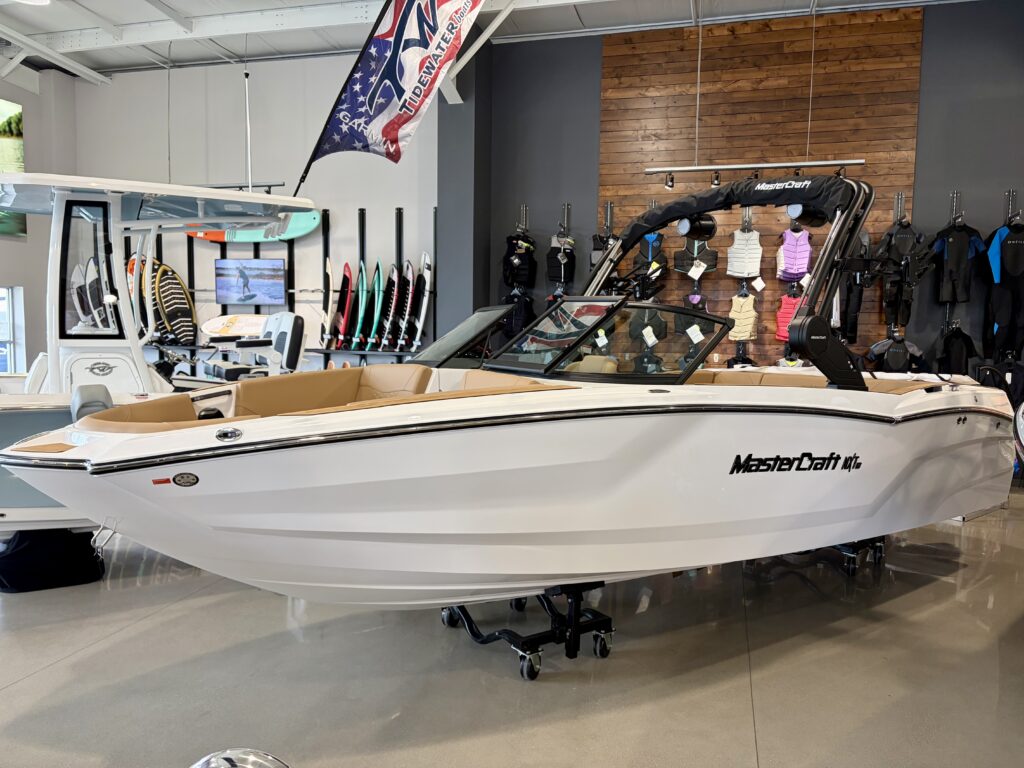2027 MasterCraft NXT23