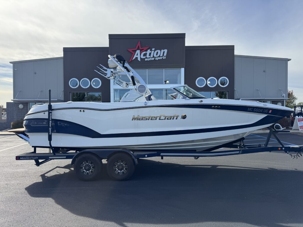 2019 MasterCraft X24