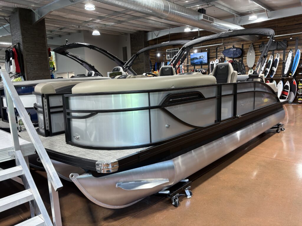 2027 Barletta Cabrio 22UC