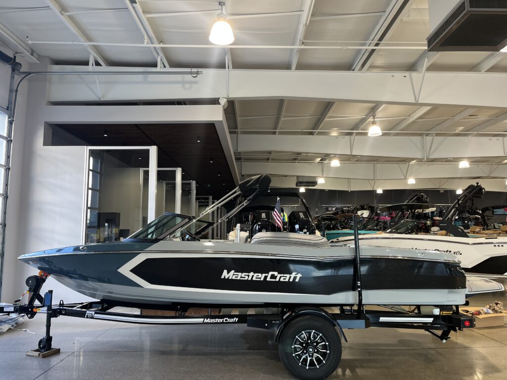 2027 MasterCraft Prostar