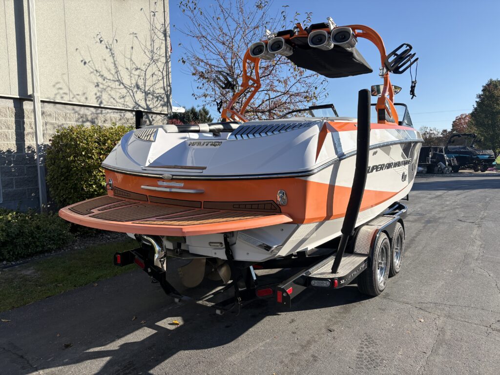 2014 Nautique G23, photo 4 of 19