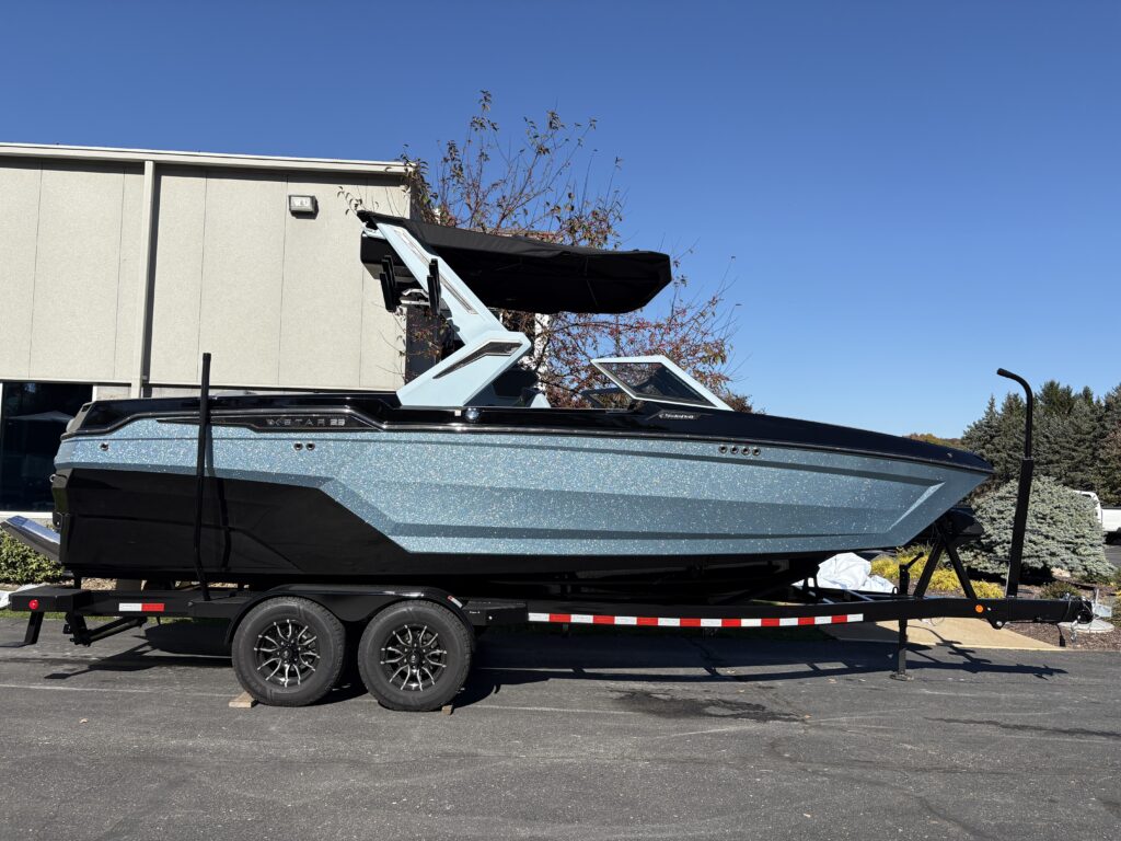 2027 MasterCraft XStar 23