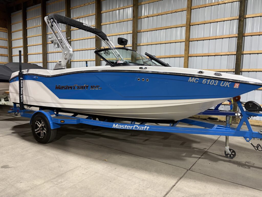 2019 MasterCraft NXT20