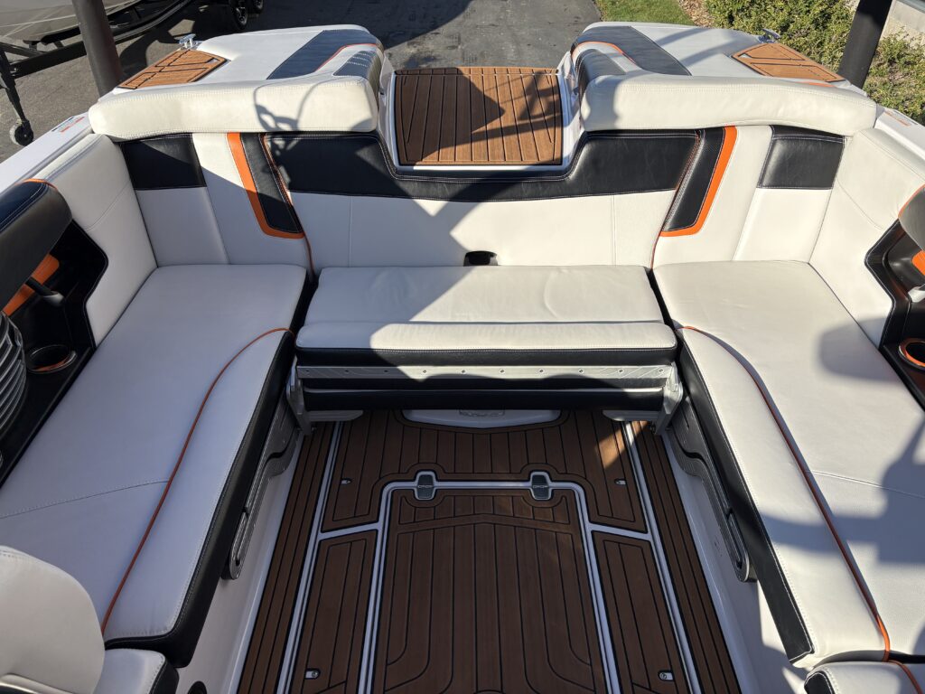 2014 Nautique G23, photo 14 of 19